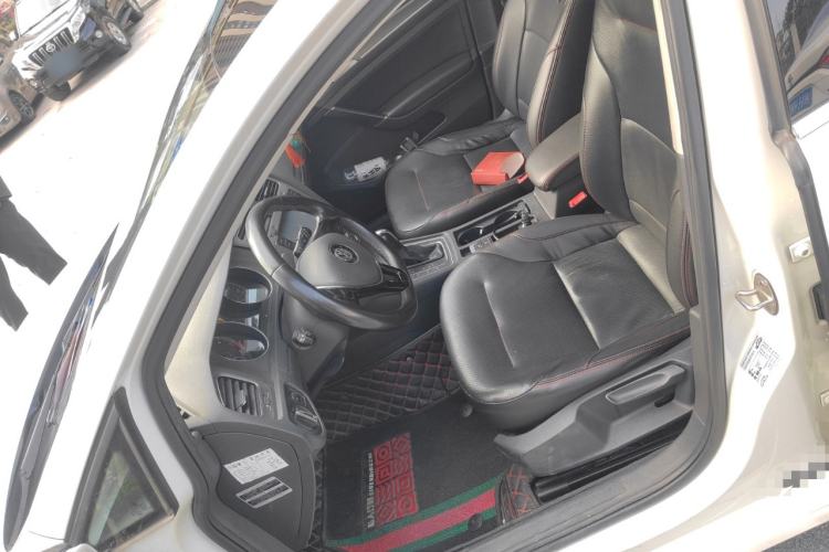 Used Volkswagen Golf 2015 1.6L Automatic Comfort Model
