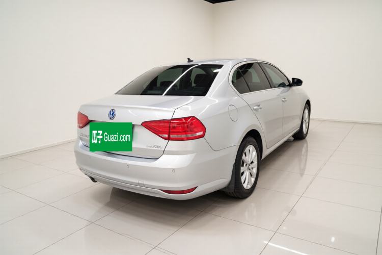 Used Volkswagen Lavida 2015 1.6L Automatic Comfort Edition
