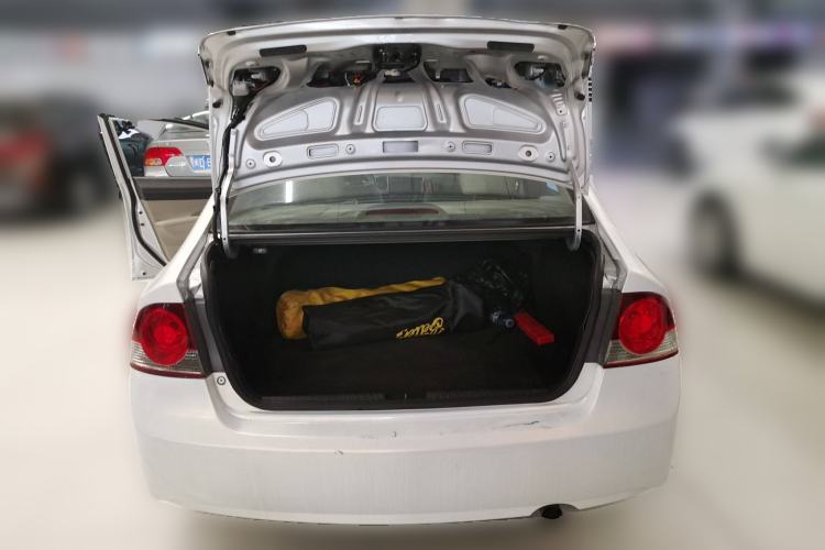 Used CIIMO CIIMO 2012 1.8L Automatic
