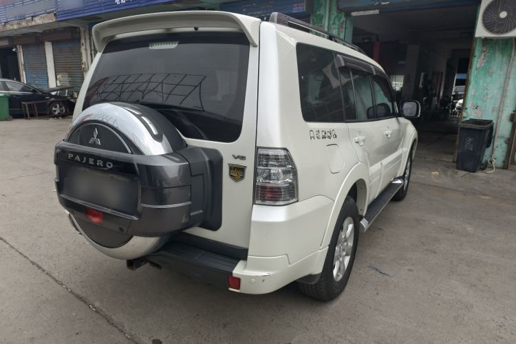 Used Mitsubishi Pajero 2019 3.0L Automatic Comfort Edition
