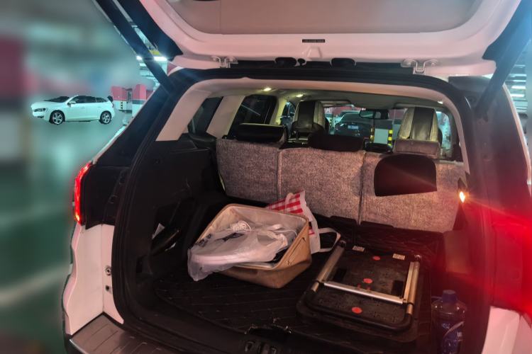 Used Ford Kuga 2017 EcoBoost 245 Four-Wheel Drive Titanium Edition Trunk