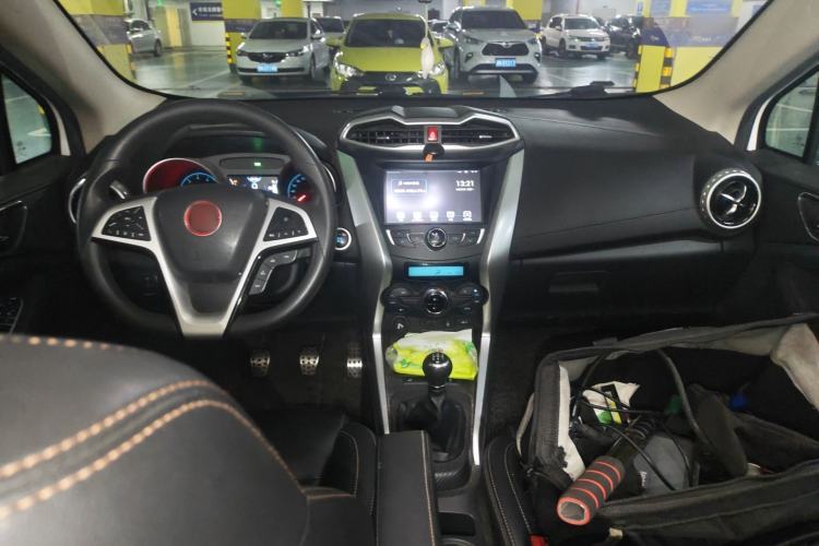 Used BYD Yuan 2017 1.5L Manual Cool Connect Model

