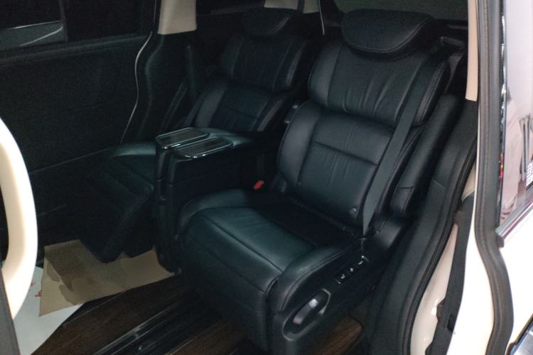 Used Honda Elysion 2016 2.4L Supreme Edition