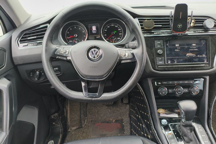 Used Volkswagen Tiguan L 2018 Facelift 330TSI Automatic Two-Wheel Drive Luxury Edition