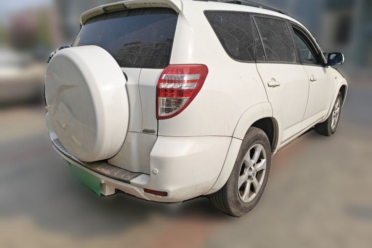 Used Toyota RAV4 2011 2.4L Automatic 4x4 Supreme Navigation Edition