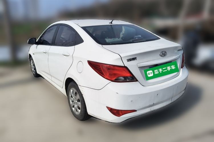 Used Hyundai Verna (older generation) 2014 1.4L Manual Smart GLS Trim