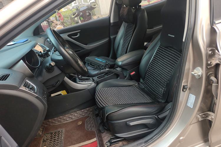 Used Hyundai Elantra (5th Generation / Langdong) 2016 1.6L Automatic Prestige Model
