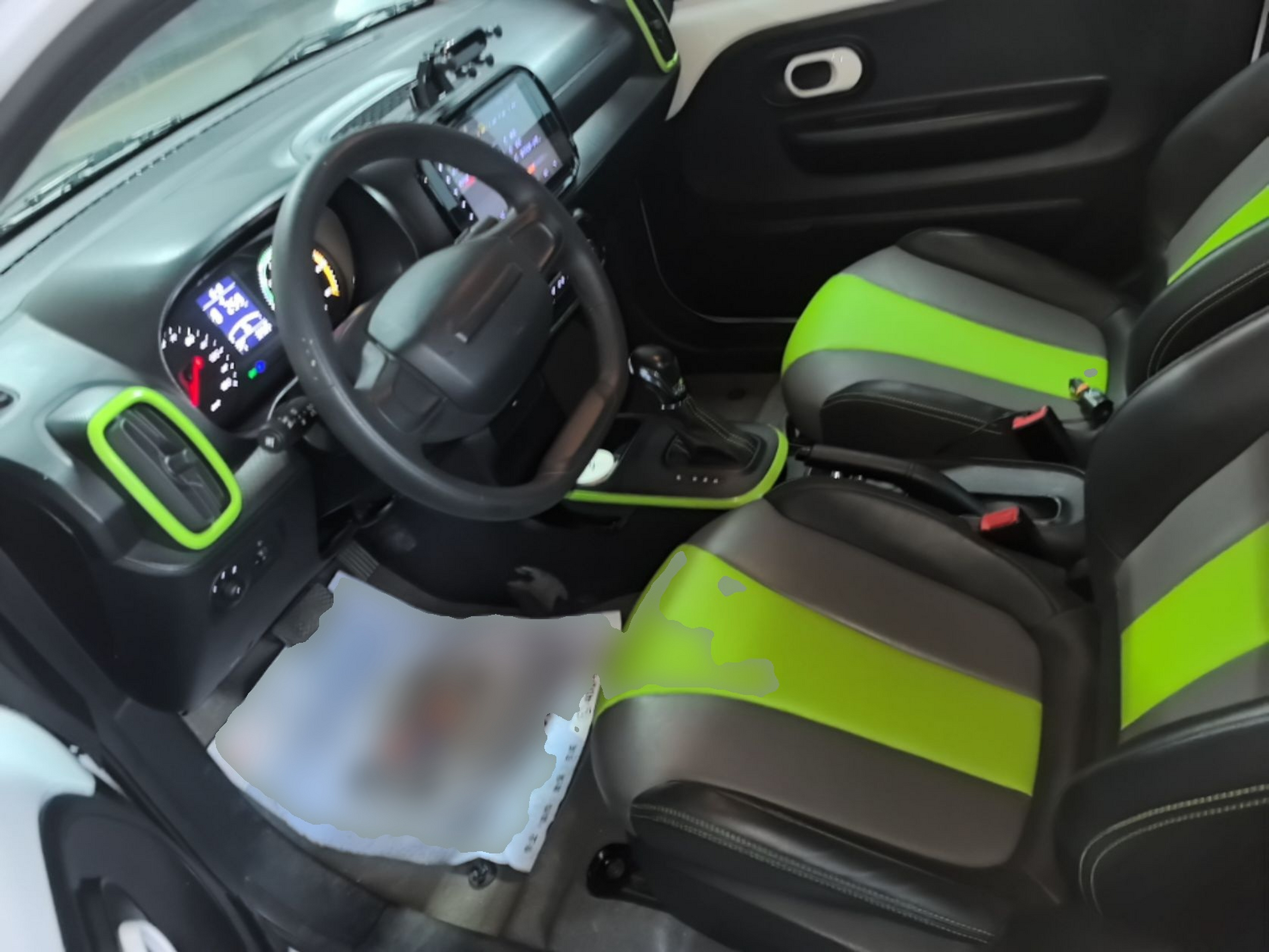 Interior delantero