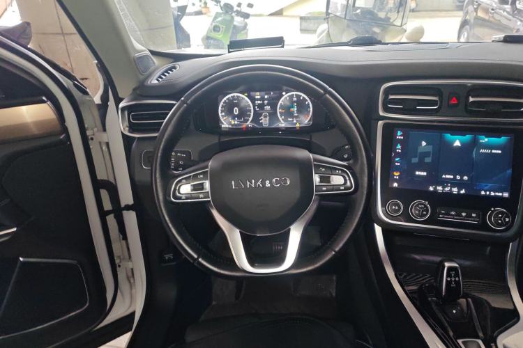 Used Lynk & Co 01 2019 2.0T Two-Wheel-Drive Pro Version China VI Standard