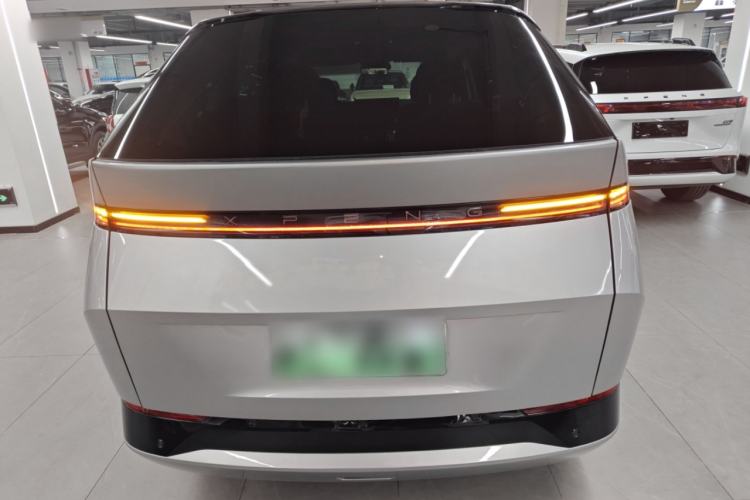 Used XPeng X9 2024 640 All-Wheel Drive High-Performance Max
