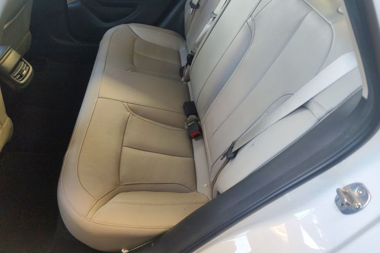 Used Buick GT 2018 15T Dual-Clutch Elite Model China V Standard Left Rear Seat