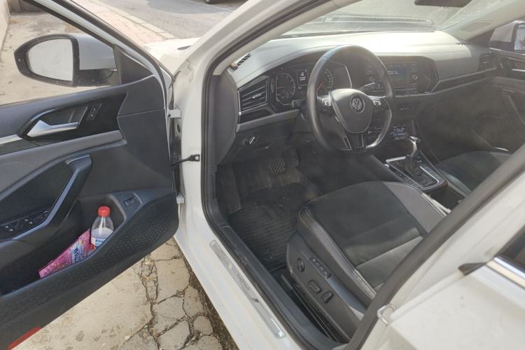 Used Volkswagen Sagitar 2019 280TSI DSG Luxury Model China V Emission Standard Driver Seat