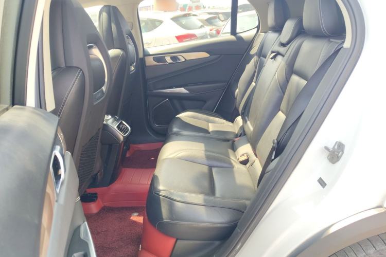 Used Lynk & Co 01 2019 2.0T Two-Wheel-Drive Pro Version China VI Standard
