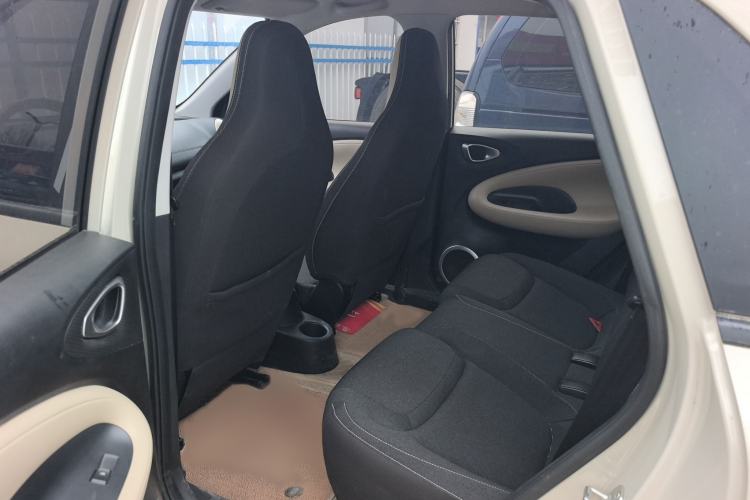 Used Wuling Bingo 2023 203km Light Edition Interior 2