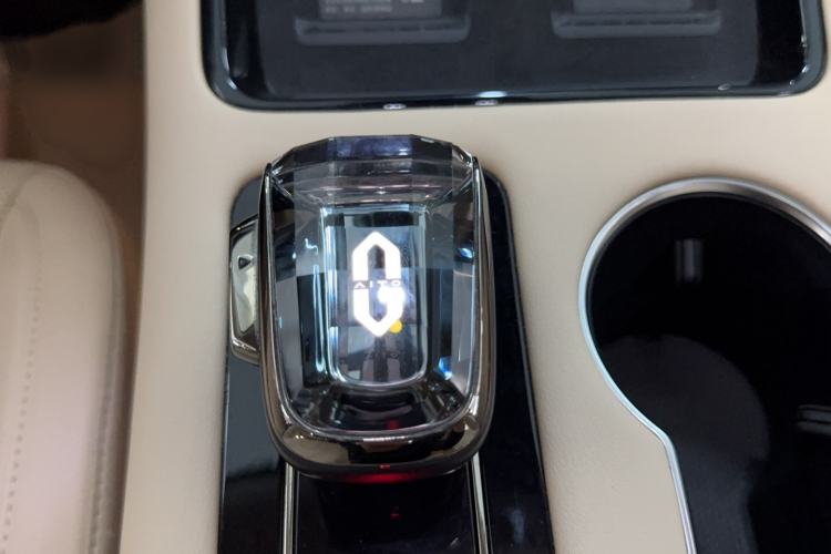 Used Hima AITO M5 2023 All-Electric Rear-Drive Standard Edition Interior 1