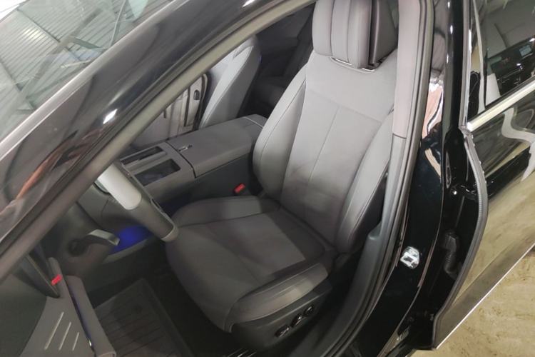 Used VOYAH PASSION 2024 PHEV Four-Wheel Drive Ultra-Long Range Flagship Model Left Front Seat