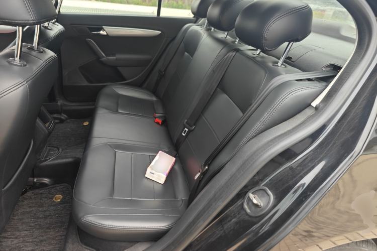 Used Volkswagen Lavida 2013 Revised Classic 1.6L Automatic Fashion Edition Left Rear Seat