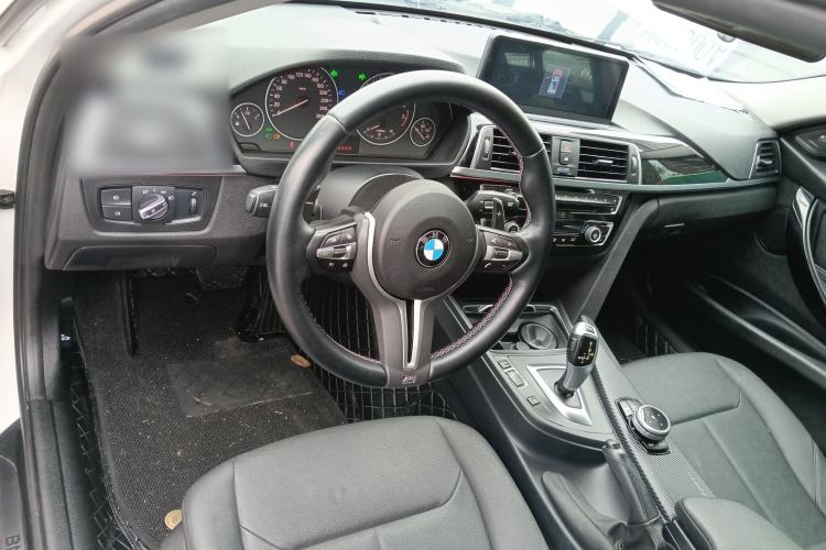 Used BMW 3 Series 2016 316i Fashion Model Center Console