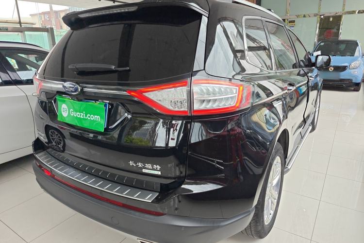 Used Ford Edge 2018 EcoBoost 245 Two-Wheel-Drive Titanium 7-Seater China V Standard Rear Right 45 Deg