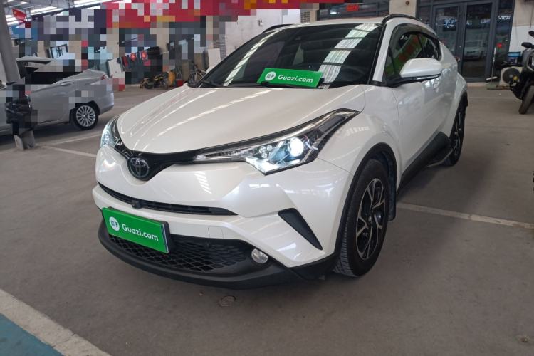 Used Toyota C-HR 2018 2.0L Leading with Sunroof China VI Standard