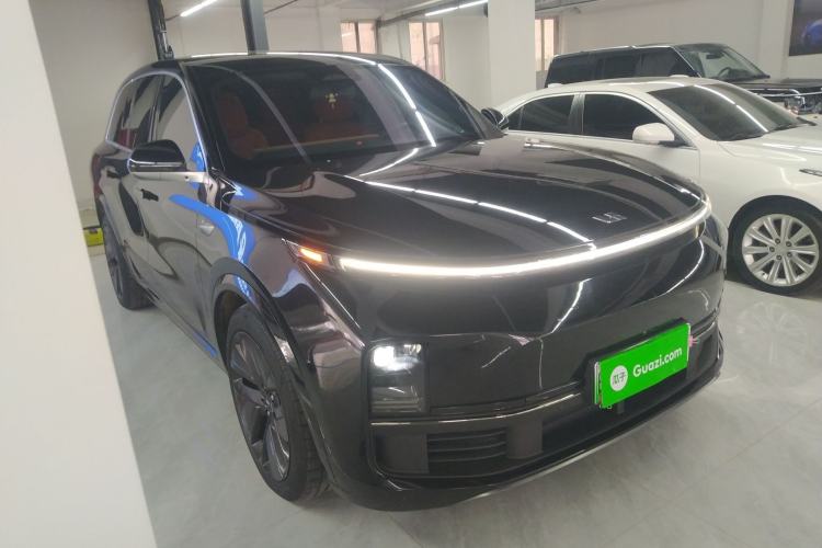 Used Li Auto L8 2023 Pro Model
