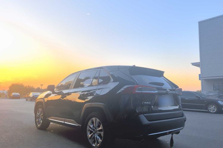 Used Toyota Wildlander 2021 2.0L CVT Two-Wheel Drive Luxury Edition