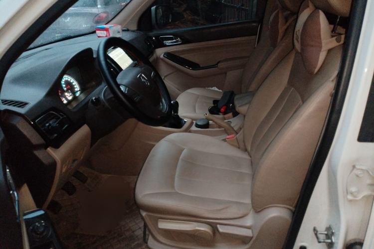 Used Baojun 730 2014 1.5L manual Comfort ESP version 7 seats