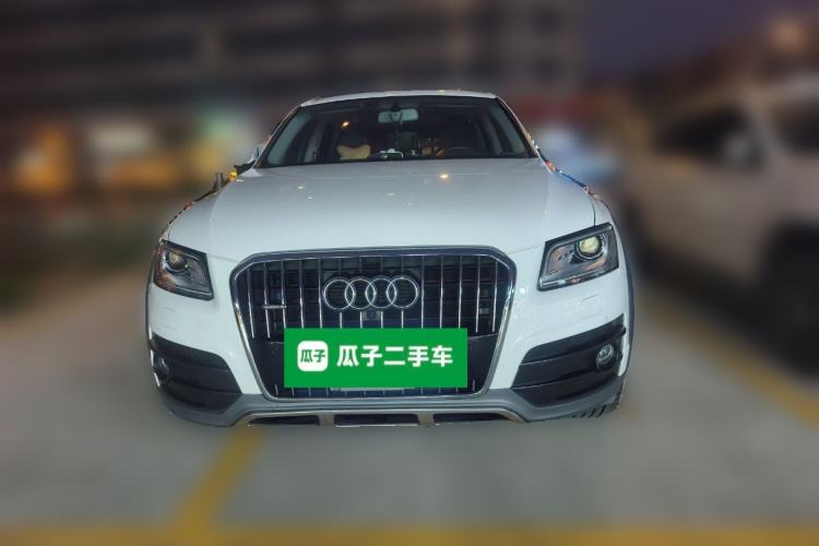 Used Audi Q5 2017 Plus 40 TFSI Technology Model