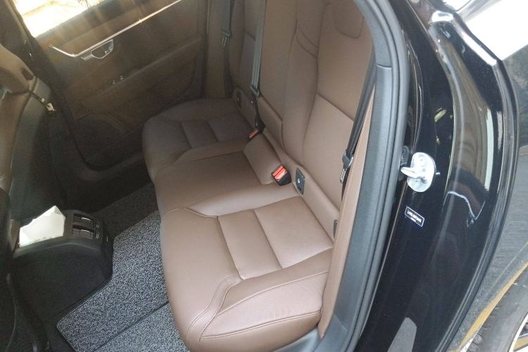Used Volvo S90 2024 B5 Zhiyi Luxury Edition
