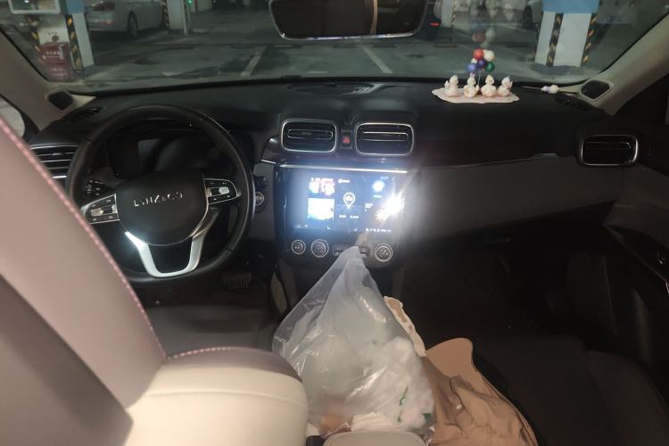 Used Lynk & Co 02 2021 1.5T DCT Two-Wheel Drive Zhaopu Center Console