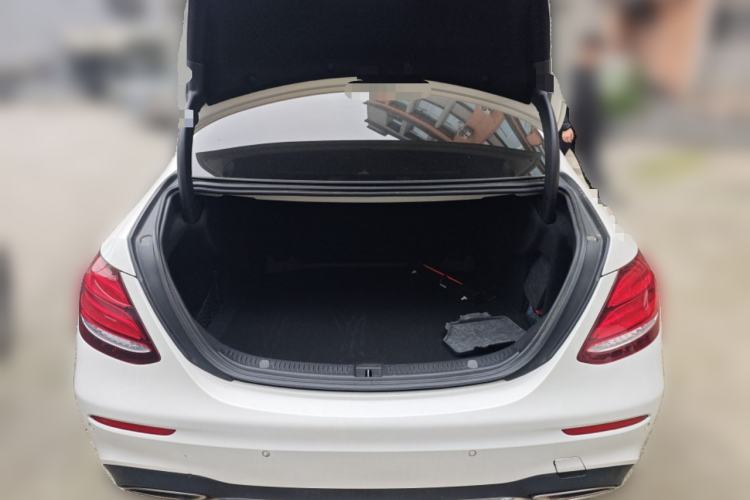 Used Mercedes-Benz E-Class 2017 E 300 L Sporty and Stylish Model
