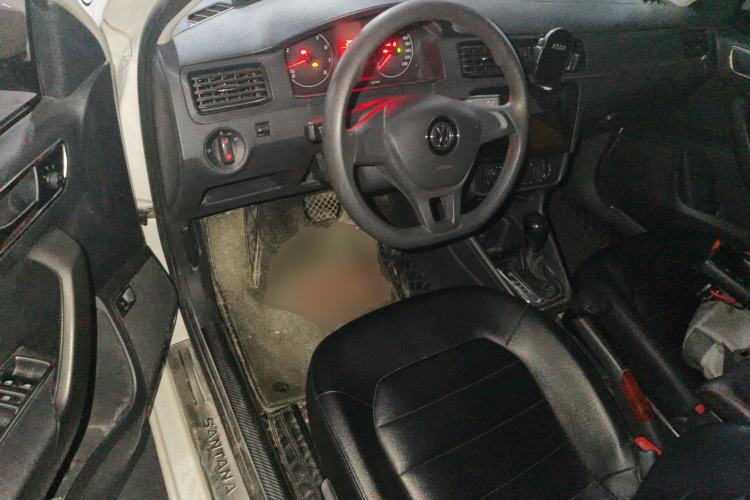 Used Volkswagen Santana 2019 1.5L Automatic Fashion Edition China VI Center Console