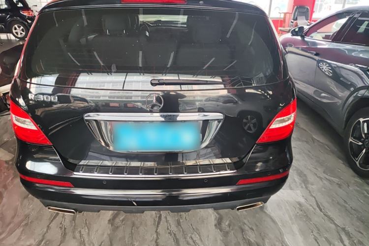 Used Mercedes-Benz R-Class 2011 R 300 L Business Model
