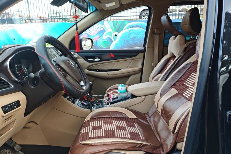 Used Baojun 730 2017 1.8L iAMT Prestige Version 7 Seats