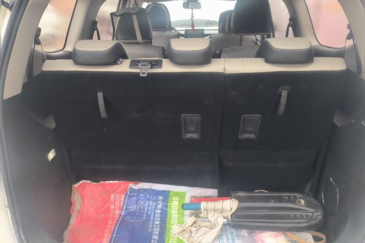 Used Baojun 730 2017 1.5T DCT Flagship Model 7 Seats China V Emission Standard Trunk