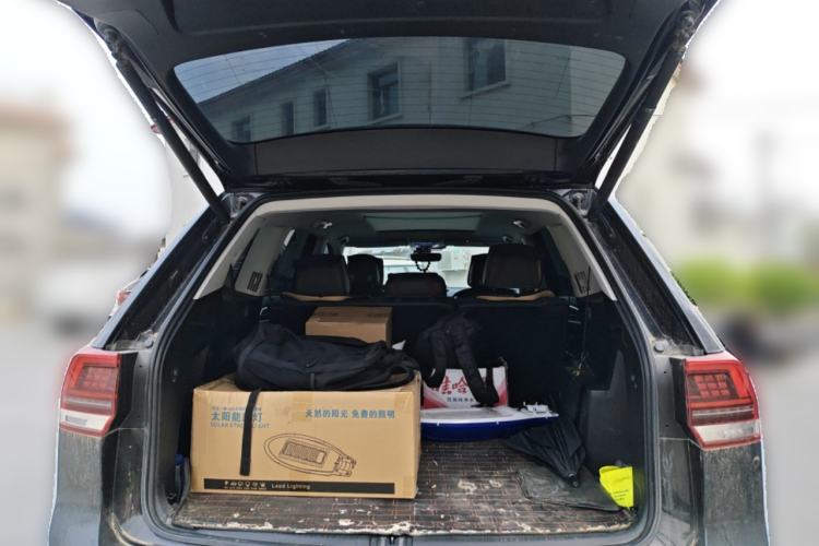 Used Volkswagen Teramont 2019 530 V6 Four-Wheel Drive Luxury Edition China VI Standard Trunk