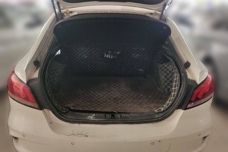 Used MG 6 2017 20T Manual Luxury Smart Connect Version China V Standard
