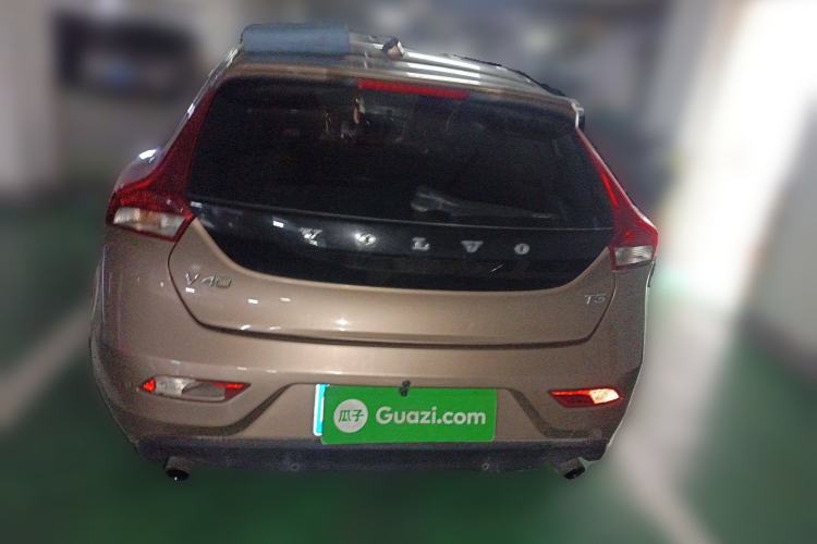 Used Volvo V40 2017 T3 Zhiyi Edition