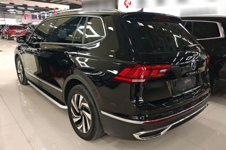 Used Volkswagen Tiguan L 2022 330TSI Automatic Two-Wheel Drive Smart Edition Rear Left 45 Deg