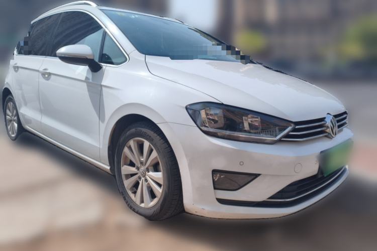 Used Volkswagen Golf Sportsvan 2016 230TSI Automatic Trend Edition Front Right 45 Deg