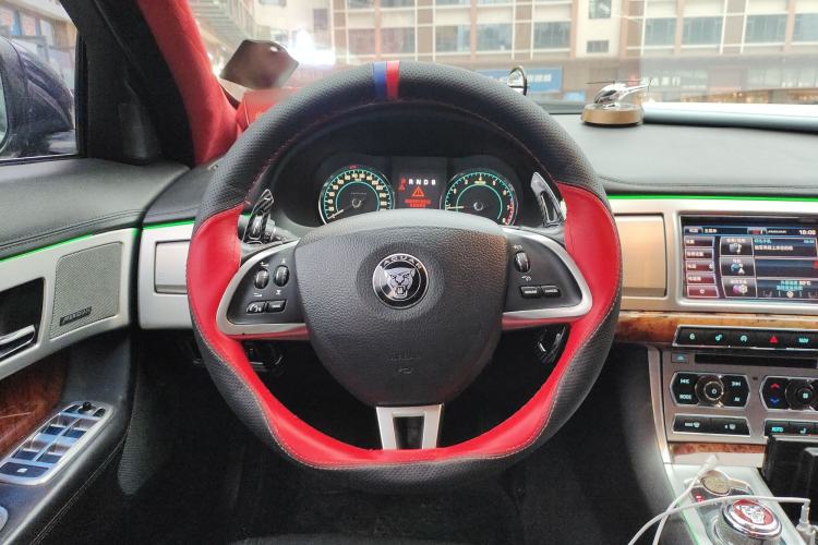 Used Jaguar XF 2015 XF 2.0T Luxury Edition
