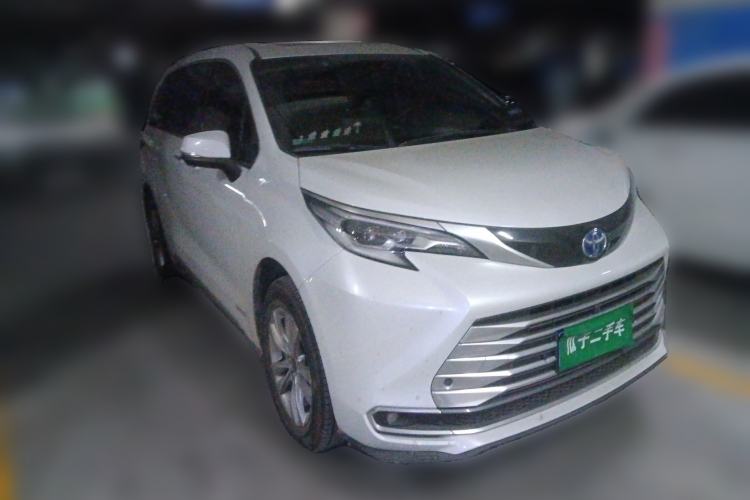 Used Toyota SIENNA 2021 2.5L Hybrid Platinum Edition
