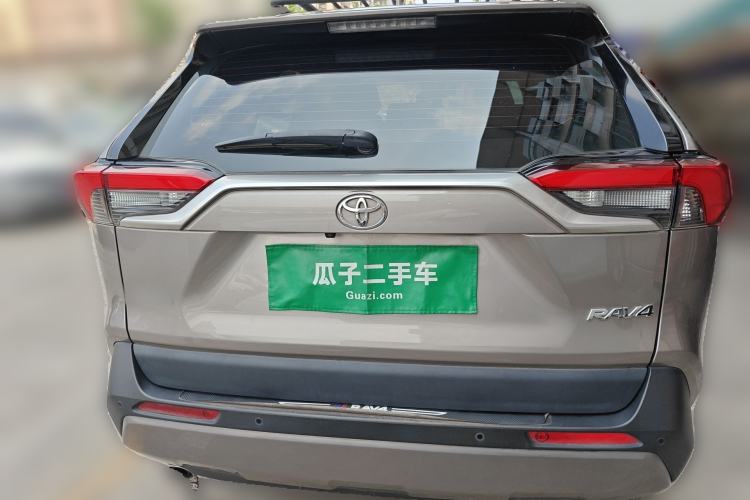 Used Toyota RAV4 2022 2.0L CVT Two-Wheel Drive Prestige Edition Rear