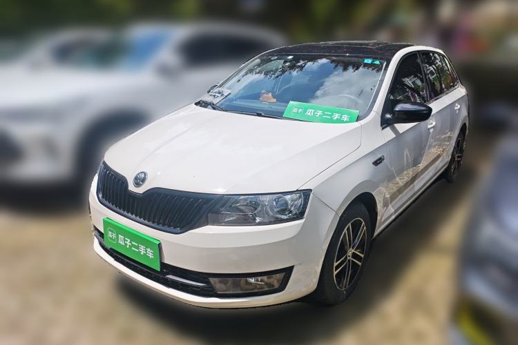 Used Skoda Rapid Spaceback 2016 Revised 1.6L Automatic Smart Drive Version