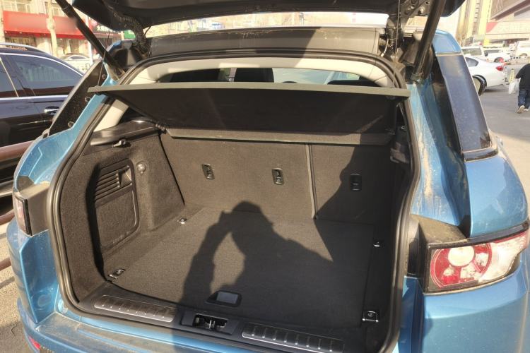 Used Land Rover Range Evoque 2013 2.0T 5-Door Ignite Edition Trunk