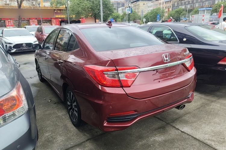 Used Honda Crider 2015 1.8L automatic comfort version
