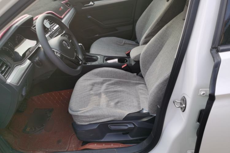 Used Volkswagen Lamando 2019 230TSI DSG Fashion Edition China VI Left Front Seat