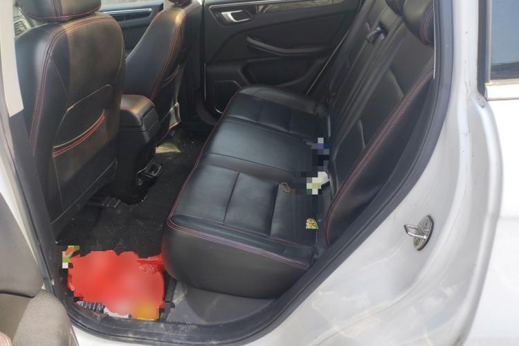 Used Zotye Domy X5 2015 1.5T Manual Luxury Version China IV Standard
