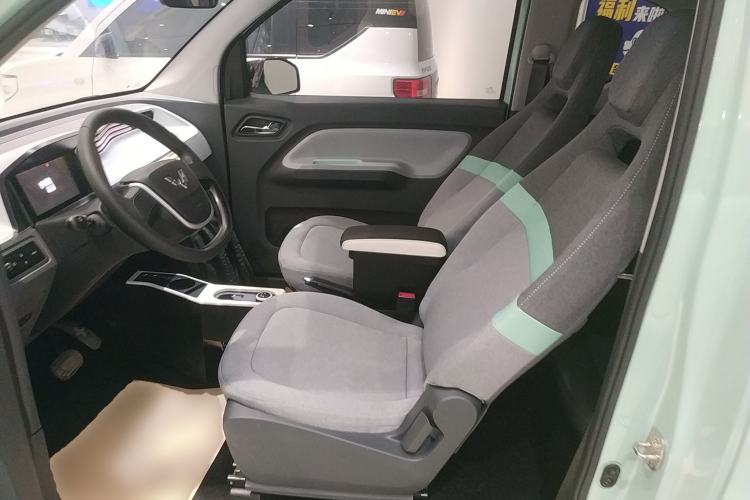 Used Wuling Hongguang MINIEV 2022 Macaron Premium Model – Lithium Iron Phosphate
