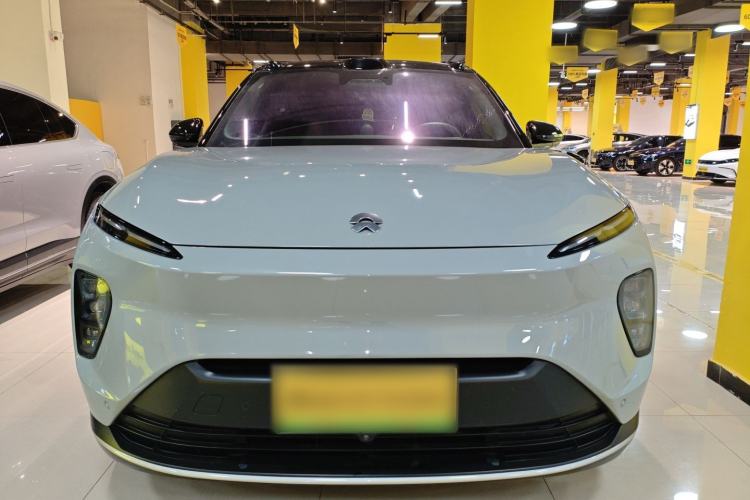 Used Nio ES8 2024 75 kWh Executive Edition Front